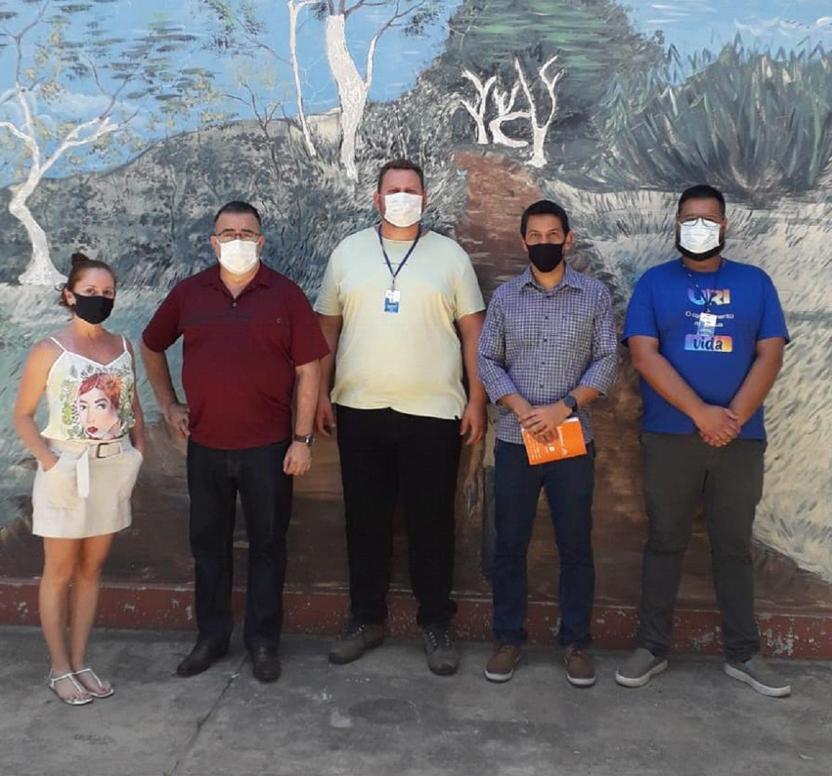 (esquerda para a direita - Gestora Fernanda Trevisan, Diretor Aldemir Martins, Prof. Higor Machado, Gestor Diego Gabbi e Prof. Julio Soares)