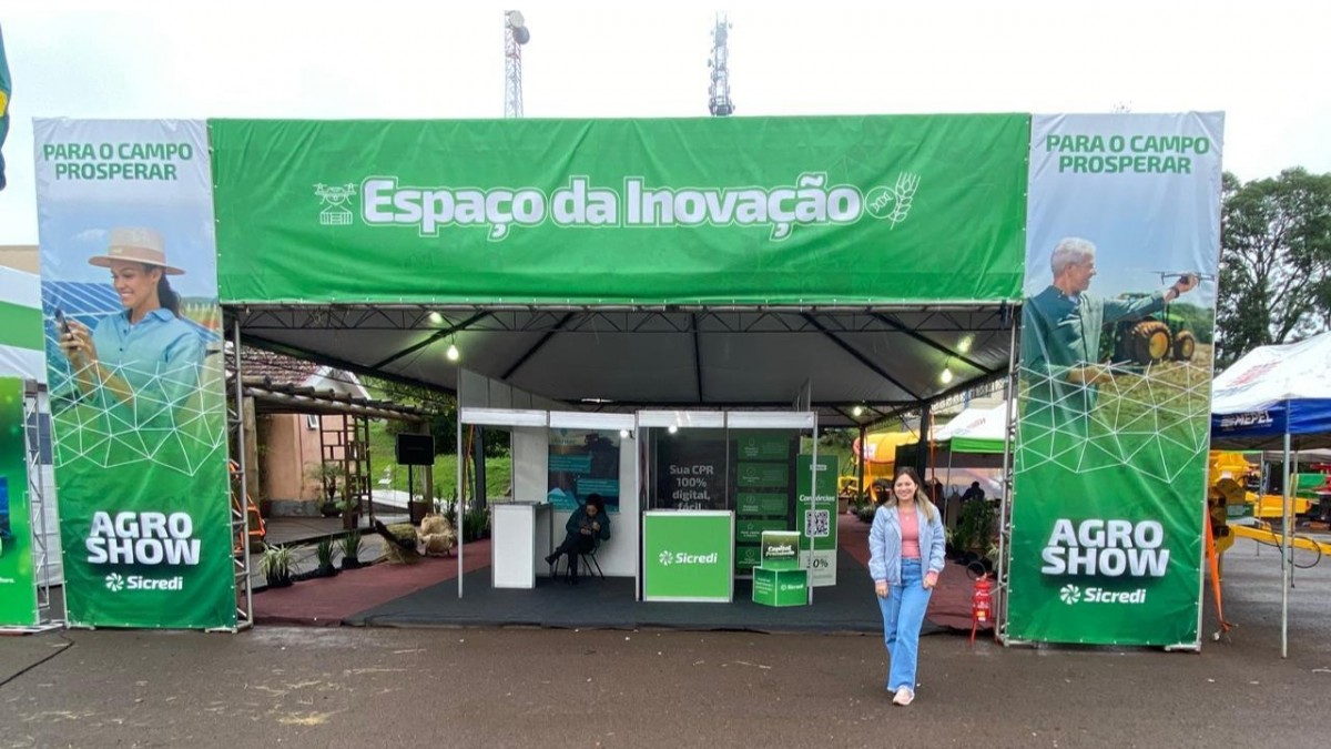Gestora Jéssica Mattana no Espaço da Inovação da 3º AgroShow em Estação